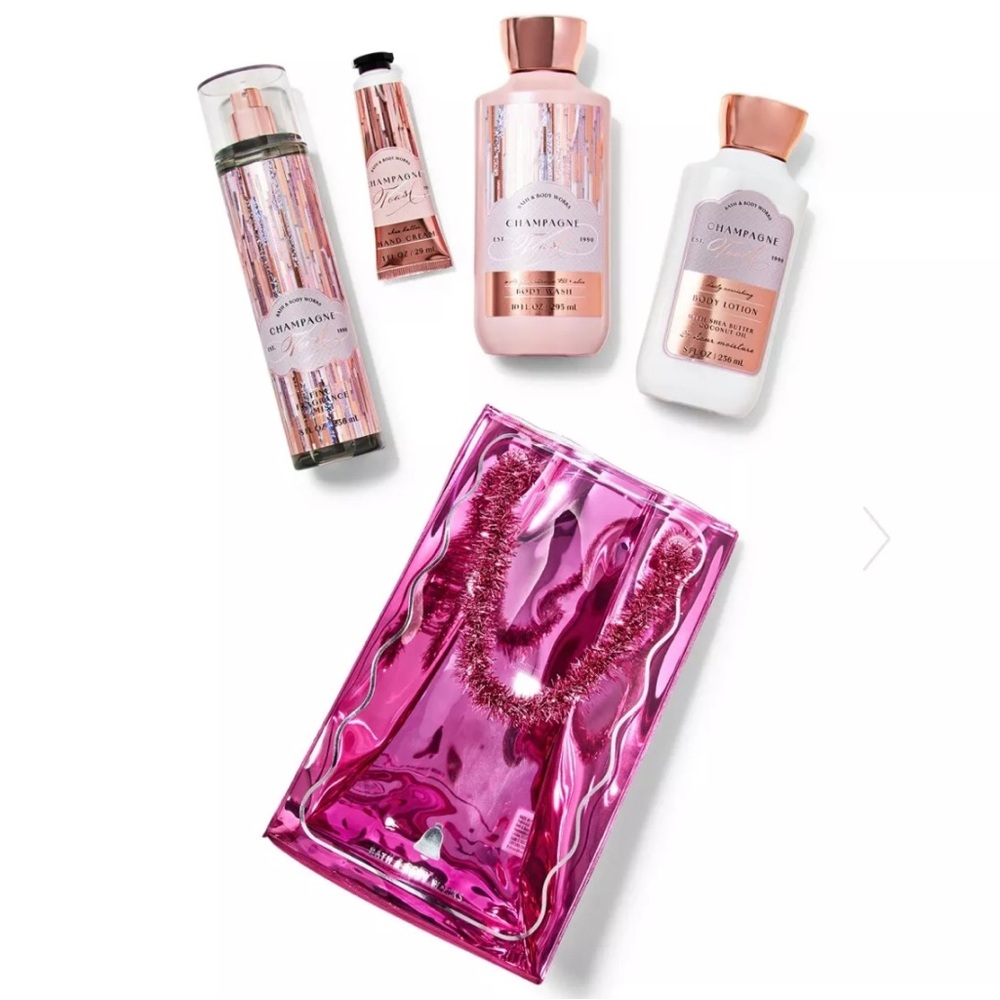 BBW CHAMPAGNE TOAST GIFT SET AND BAG NWT